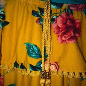 Off the shoulder MAXI BRAND NEW